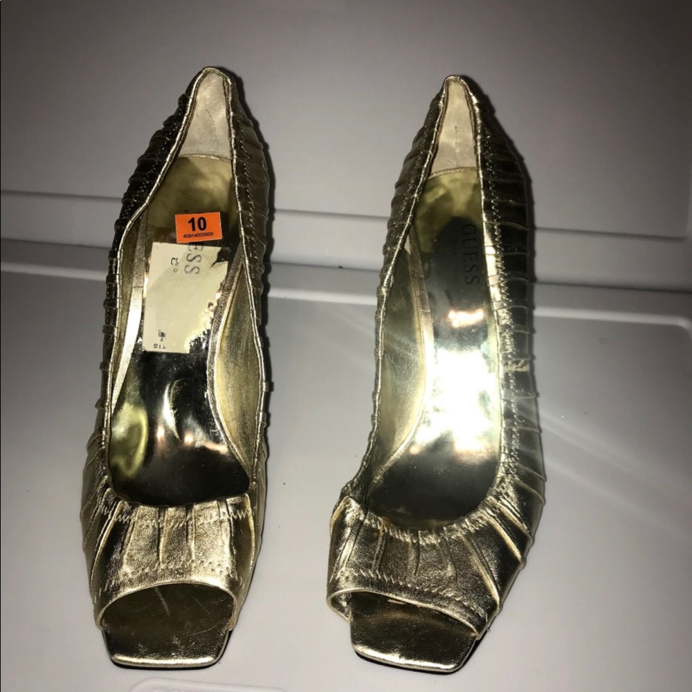 Guess Metallic Gold heels(3 1/2”), size 10